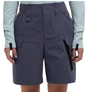 NWT ON On Running  women’s Run On Clouds Explorer Shorts in Flint (Blue) M